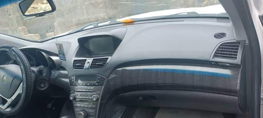 A picture of Acura MDX 2009