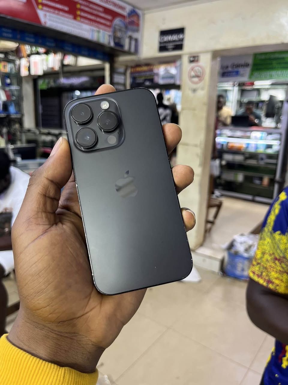 A picture of iPhone 14 Pro