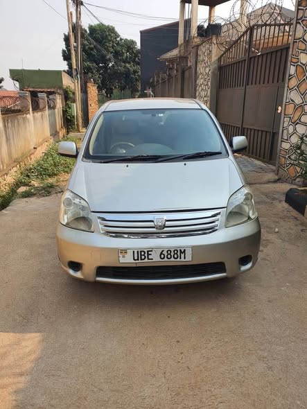 used toyota raum
