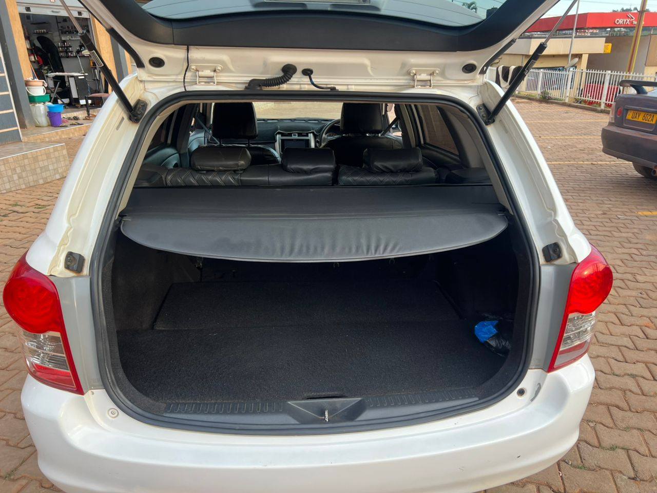 A picture of Toyota fielder 2010 25m very good condition