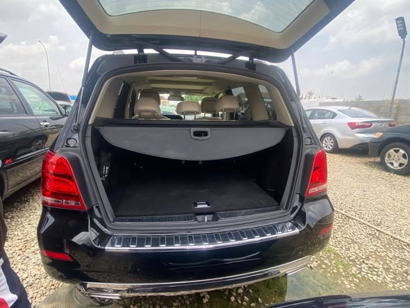 A picture of Mercedes Benz GLK 350