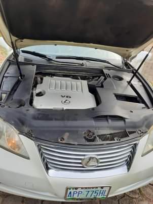 A picture of Lexus Es350