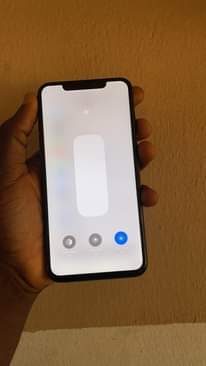 A picture of iPhone Xsmas 256gb Face ID TT working perfectly