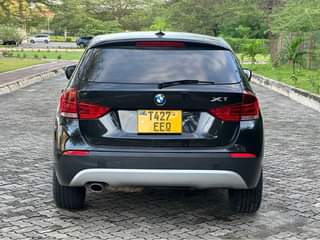 A picture of BMW X1 2011
