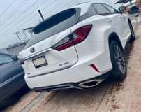 A picture of 2017 Rx350 sports