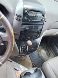 A picture of Hurry up now Morning deal Toyota sienna 2006 model With