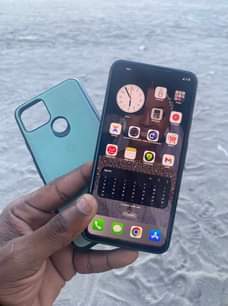 A picture of Pixel 5 Gb 128 Call 0764370336 Bei 350 000 Temeke