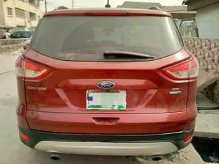 A picture of Ford Escape 2014