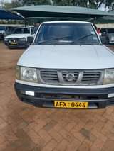 used nissan hardbody