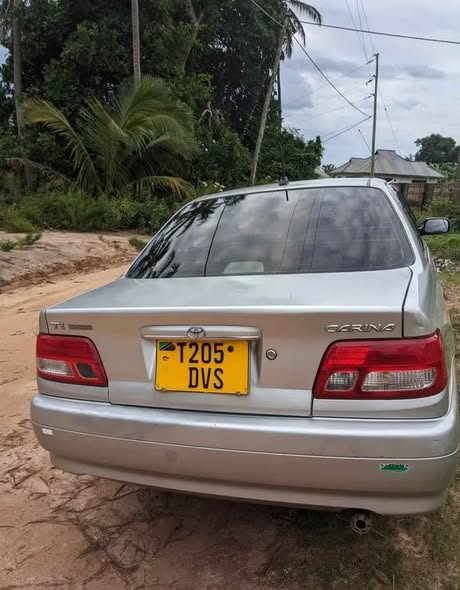 A picture of TOYOTA CARINA TI INAUZWA 4 5m 0791084871