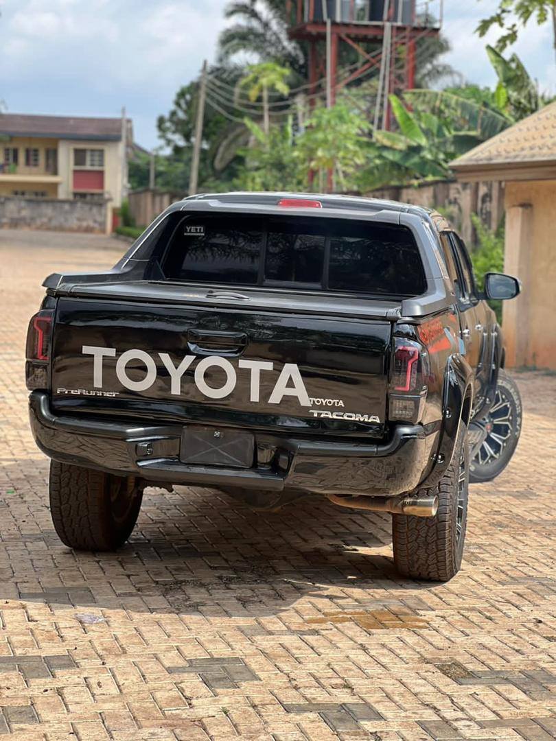 A picture of Toyota tacoma