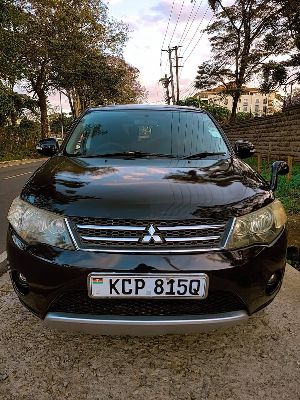 mitsubishi outlander