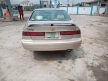 A picture of Toyota Camry 1999