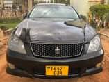 A picture of 2005 TOYOTA CROWN