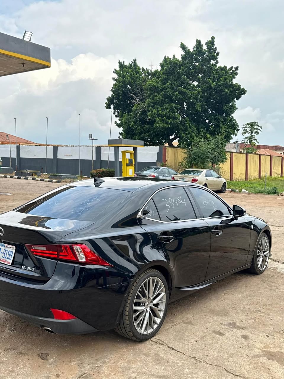 A picture of IS250