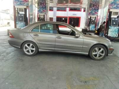 A picture of 2006 Mercedes Mercedes Benz