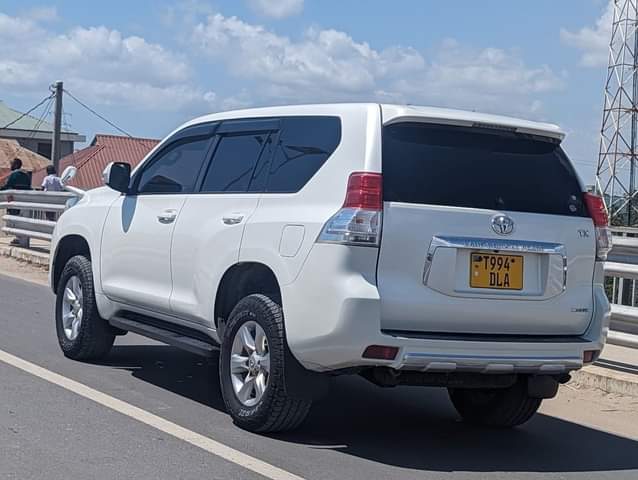 A picture of Toyota prado