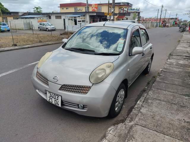 used nissan march