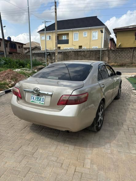 A picture of Registered Toyota Camry 07 Partly painted on first body Engine