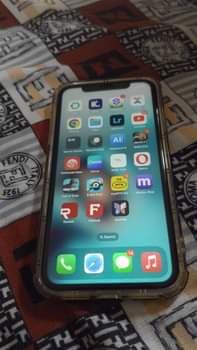 A picture of Iphone 11 for sell 170k no condition the true tone