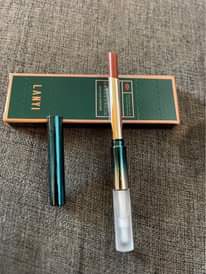 A picture of Lips stick