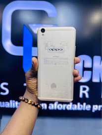 A picture of Oppo R9 plus gb128 Battery 4500 mah Inatunza charge mda