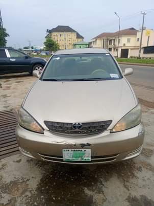 A picture of URGENT SALE Clean Reg 03 Toyota Camry big daddy 4plugs