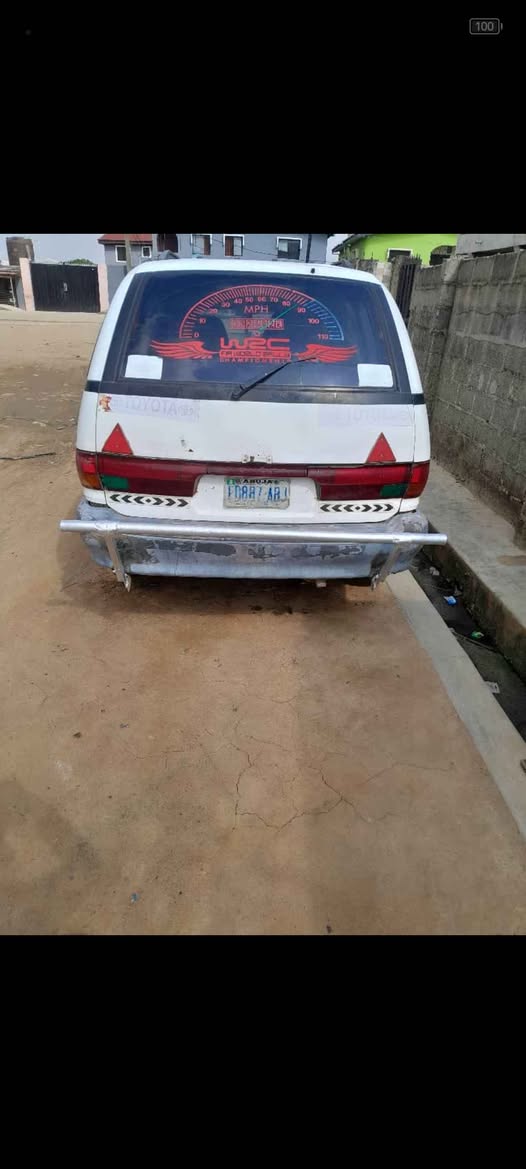 A picture of Toyota previa