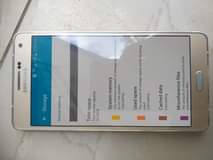 A picture of Samsung galaxy A7