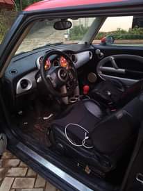 A picture of Mini Cooper 2003