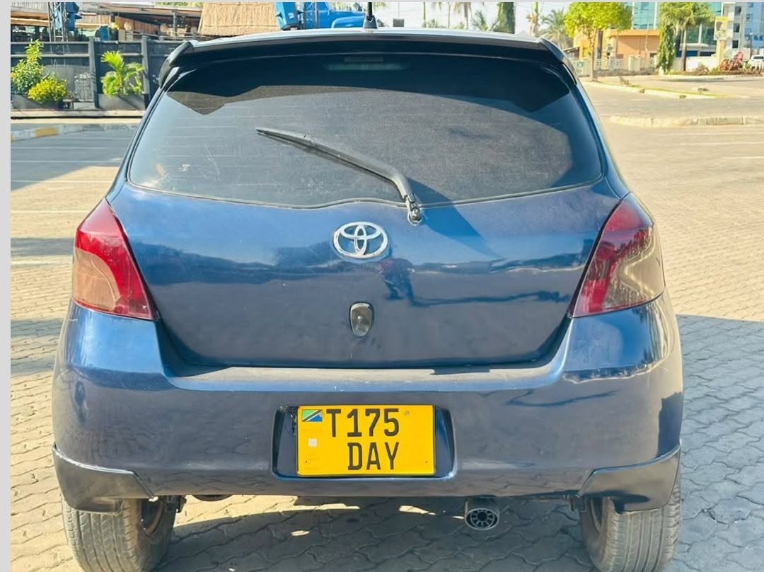 A picture of Toyota vitz