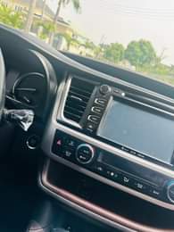 A picture of 2018 Toyota Highlander Limited price 31million LOCATION ABUJA 08160229978