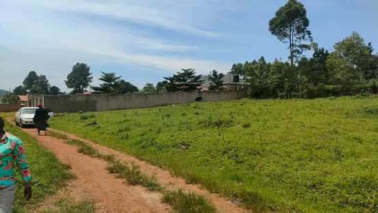 A picture of WAKISO KAYUNGA TOWN COMMERCIAL PLOTS 50ft by 100ft FOR SALE