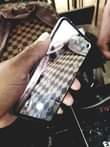 A picture of Samsung Galaxy S10e