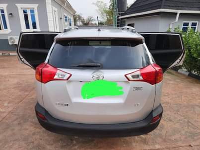 A picture of RAV4 2015