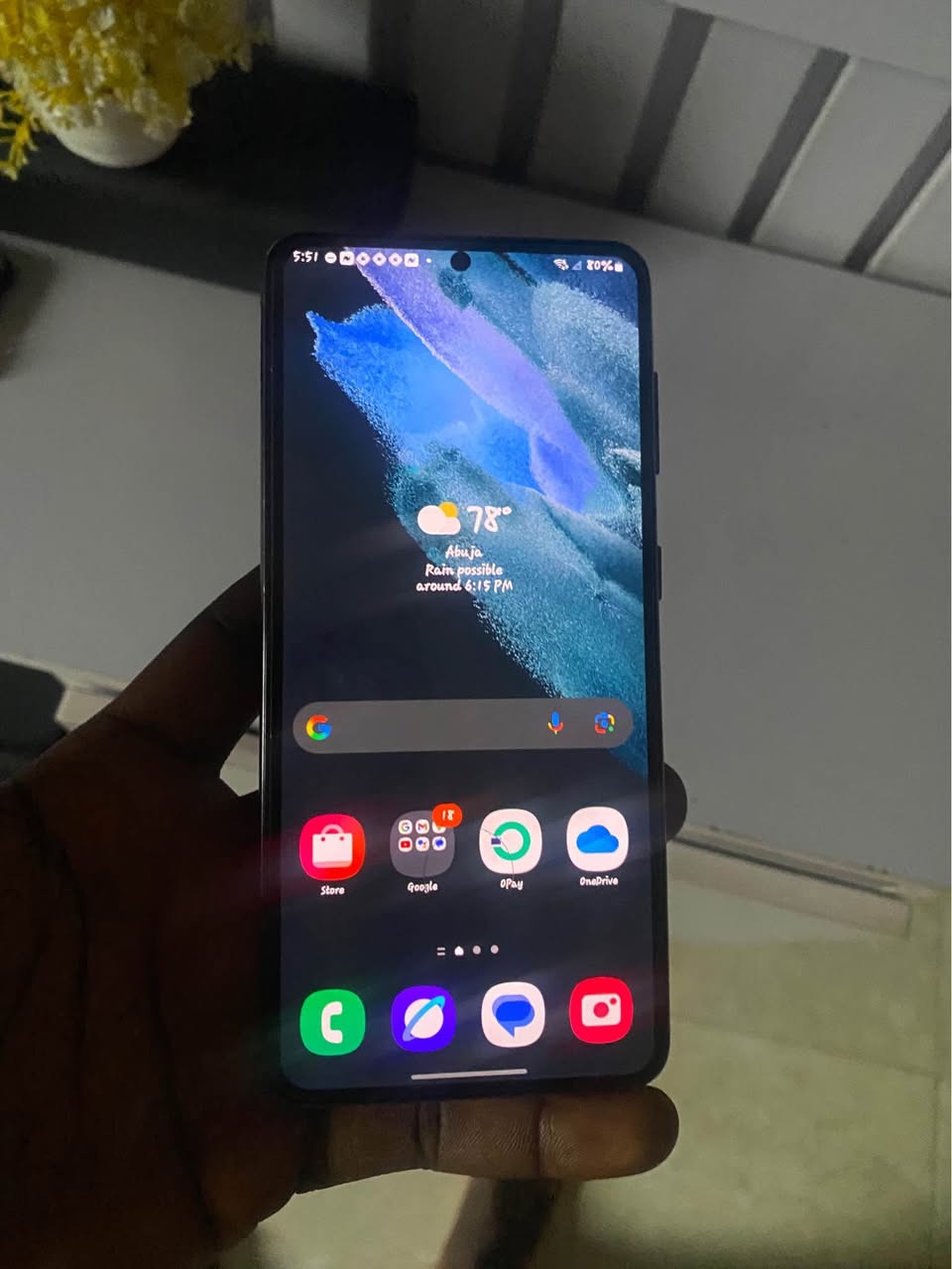 A picture of Samsung S21
