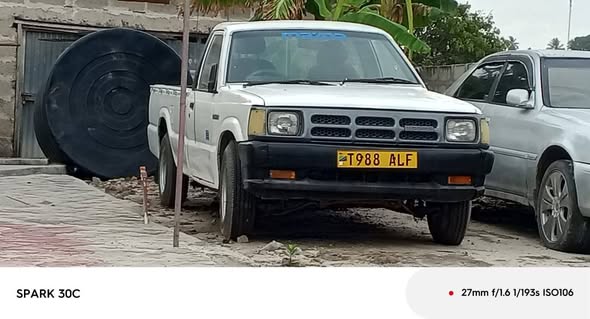 A picture of Mazda pick up