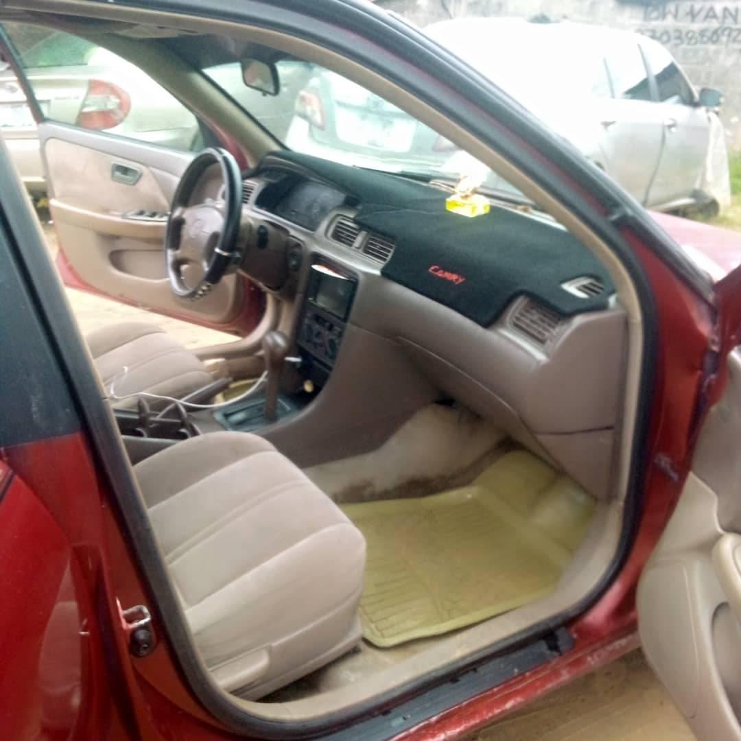 A picture of Toyota Camry timing light 200 MODEL V4 Engine very silent