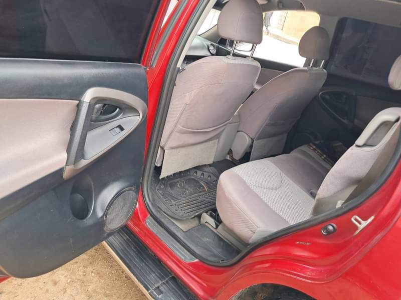 A picture of Is available Toyota RAV4 clean Everything is perfect Location kano