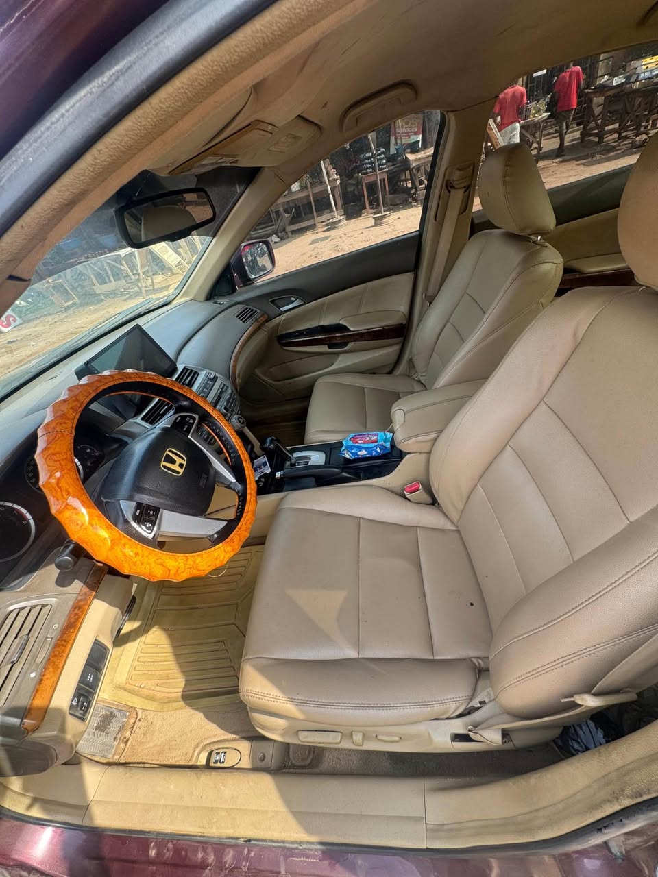 A picture of HONDA ACCORD