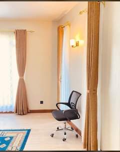 A picture of I sell curtains