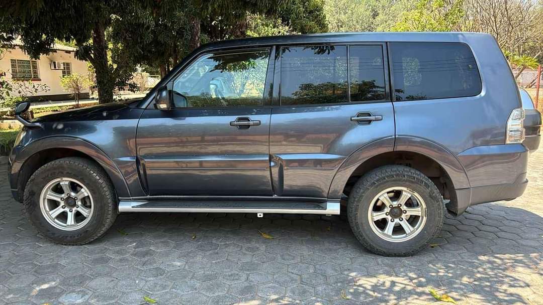 used mitsubishi pajero