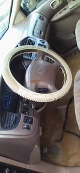 A picture of 02 Toyota Sienna