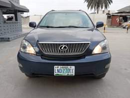 A picture of Lexus Rx330 2006 model Buy and drive Belguim grade Location