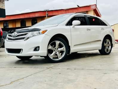 A picture of FOREIGN USED 2010 TOYOTA VENZA XLE DIRECT TOKUNBO Super Clean