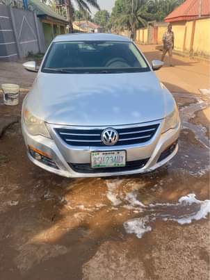 A picture of Passat 2011 For Sale Sharp And Clean Owner Wants To