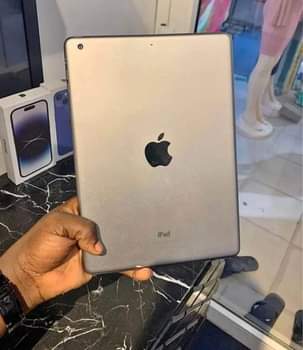 A picture of Ipad Air 16Gb 0716383035