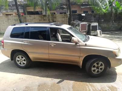 A picture of 2006 Toyota highlanda