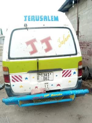 A picture of Toyota hiace inauzwa m7.5