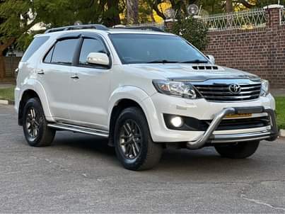 used toyota fortuner